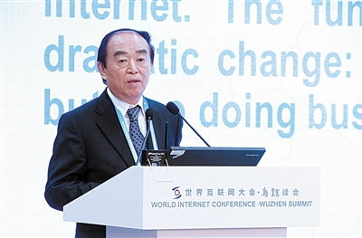 从代码到共识 软件开发在构建网络空间命运共同体中的关键角色